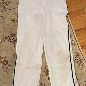 Baseball pants size youth XL, perfect for outdoor practices